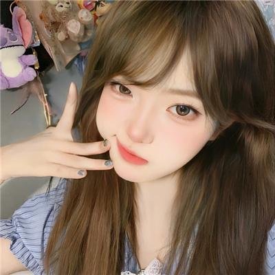 艾莉莎‧施莱辛格:战妆